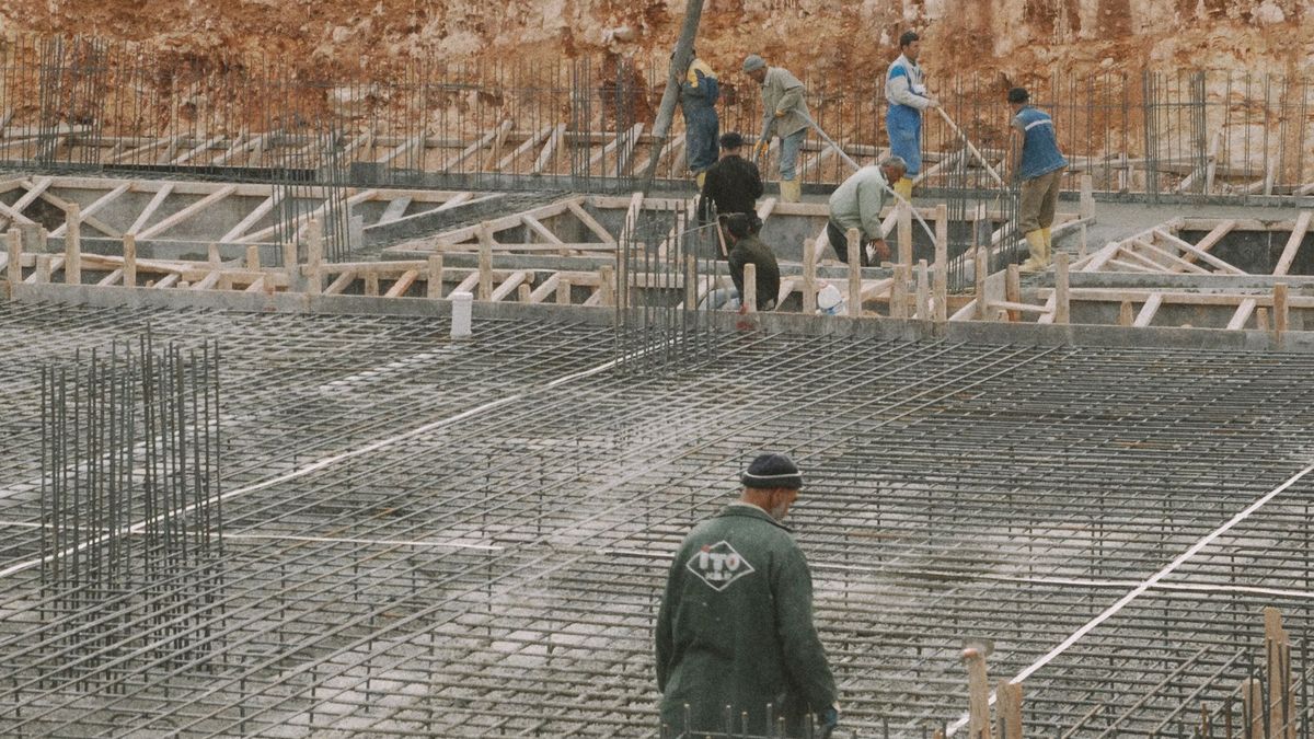 Kaba İnşaat Aşamaları: Hafriyattan Son Kat Betonuna